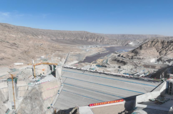 China's first concrete-face rock-fill dam under construction in Qinghai